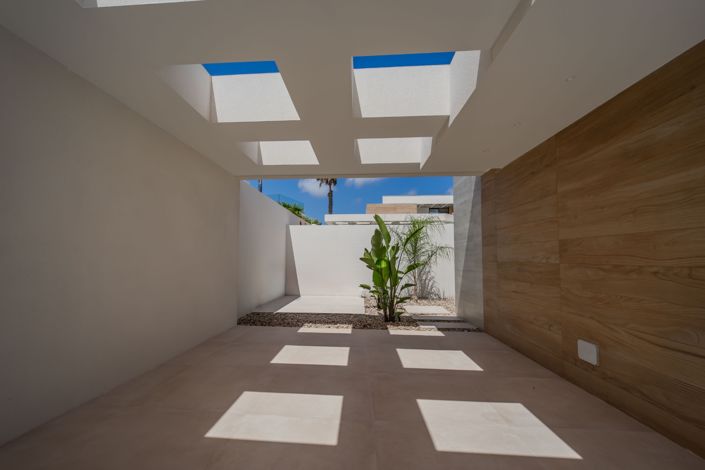 Image No.25-4 Bed Villa for sale