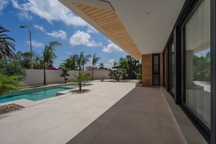 Image No.31-4 Bed Villa for sale