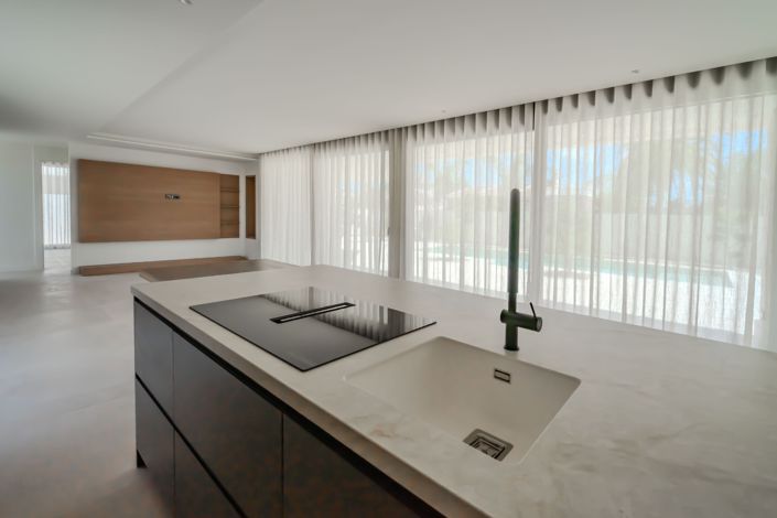 Image No.35-4 Bed Villa for sale