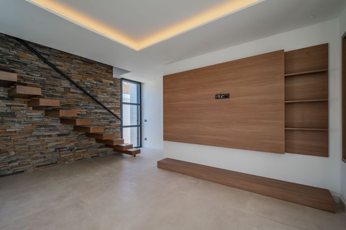 Image No.52-4 Bed Villa for sale