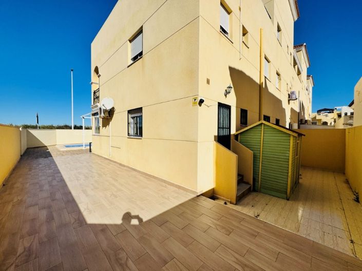 Image No.23-2 Bed Apartment for sale