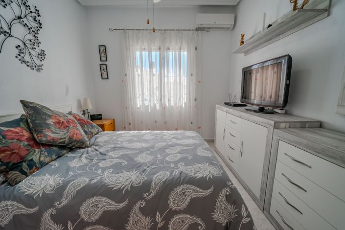 Image No.19-3 Bed Villa for sale