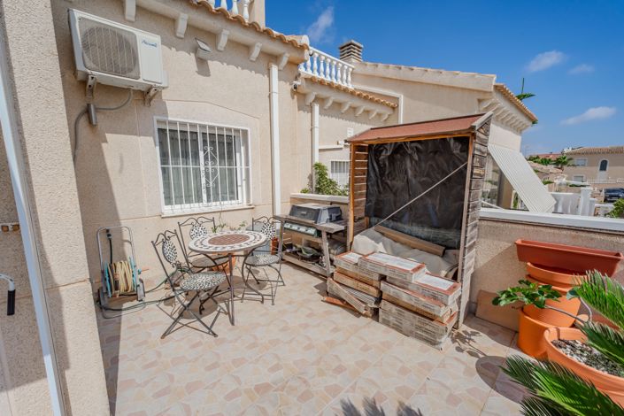 Image No.40-3 Bed Villa for sale