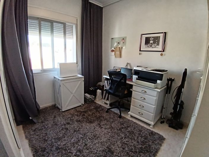 Image No.8-3 Bed Villa for sale