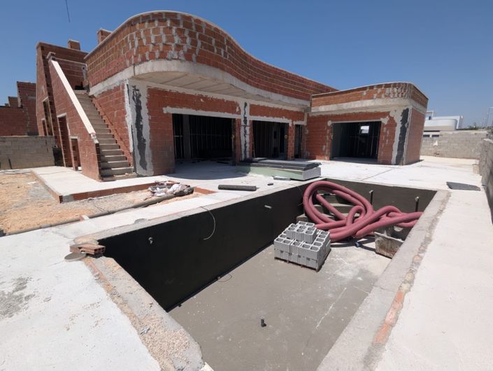 Image No.2-Villa for sale