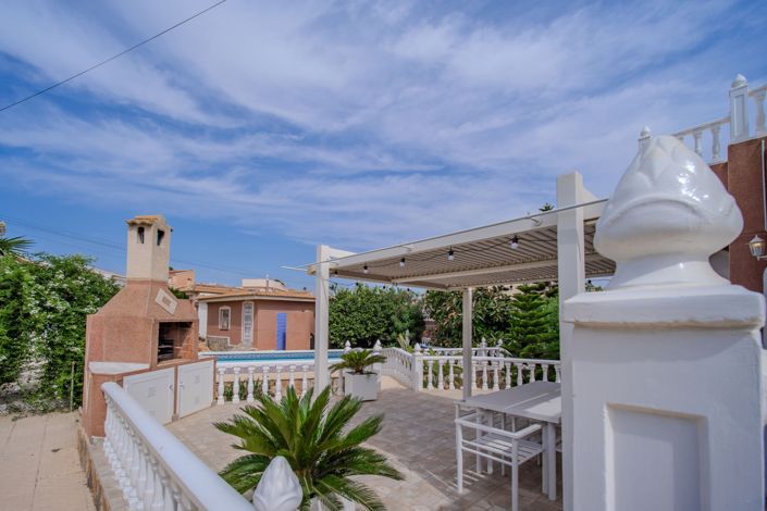 Image No.18-3 Bed Villa for sale