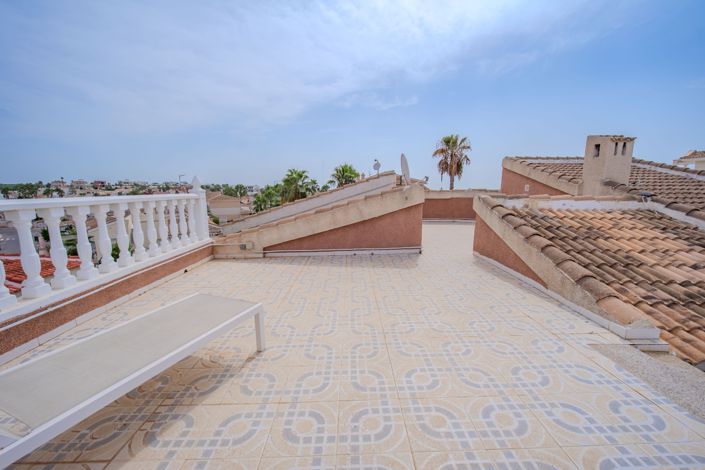 Image No.21-3 Bed Villa for sale
