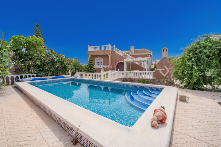 Image No.23-3 Bed Villa for sale