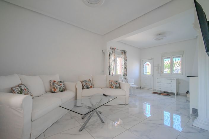 Image No.5-3 Bed Villa for sale
