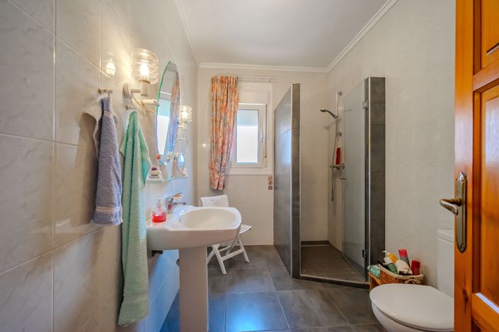 Image No.25-5 Bed Villa for sale