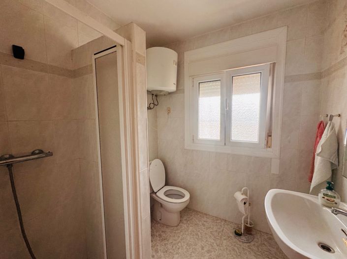 Image No.28-5 Bed Villa for sale