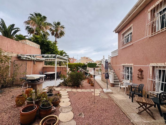 Image No.29-5 Bed Villa for sale