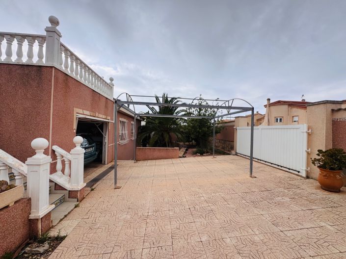 Image No.30-5 Bed Villa for sale