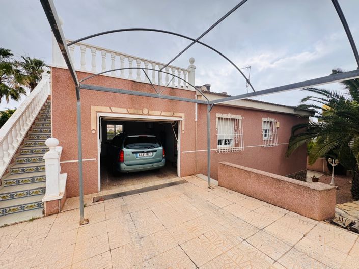 Image No.31-5 Bed Villa for sale