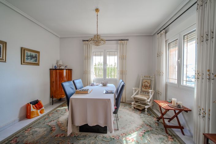Image No.4-5 Bed Villa for sale