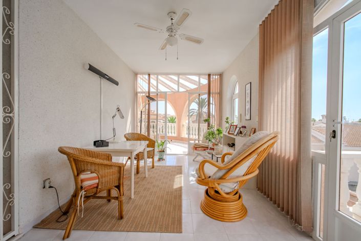 Image No.5-5 Bed Villa for sale