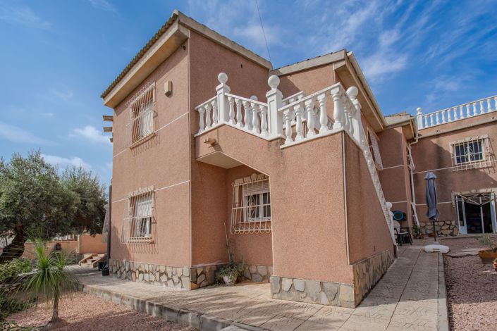 Image No.7-5 Bed Villa for sale