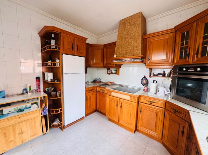 Image No.8-5 Bed Villa for sale