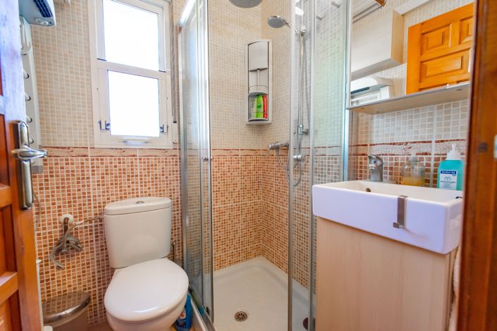 Image No.11-1 Bed Bungalow for sale