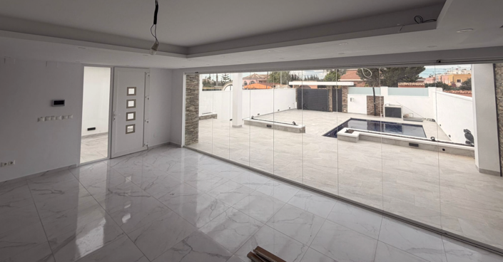 Image No.2-Villa de 3 chambres à vendre à Torrevieja