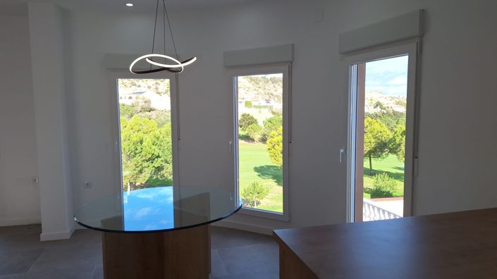 Image No.5-3 Bed Villa for sale