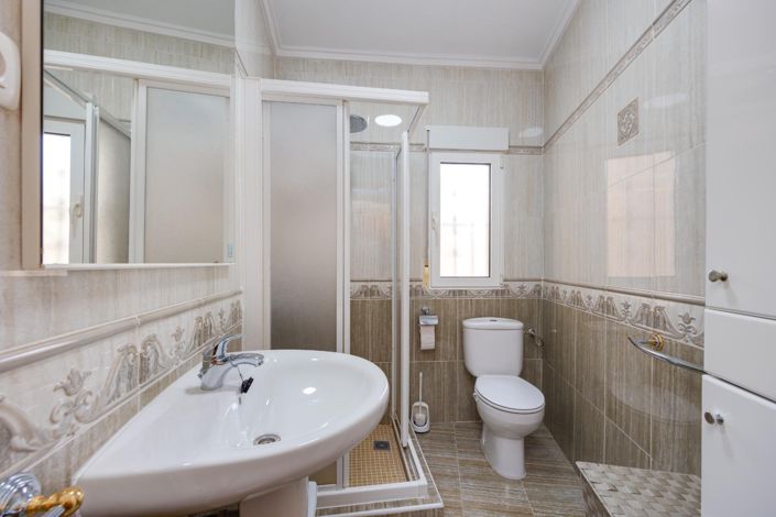 Image No.21-2 Bed Villa for sale