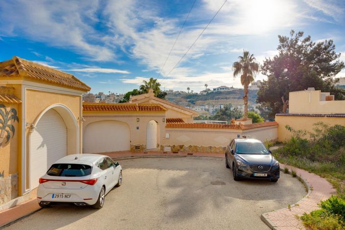 Image No.28-2 Bed Villa for sale