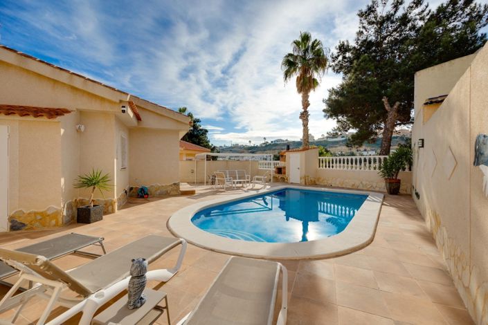 Image No.59-2 Bed Villa for sale