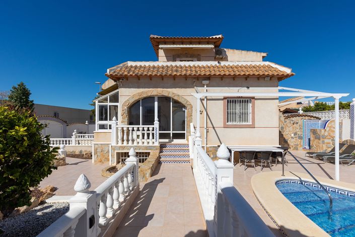 Image No.26-Villa for sale