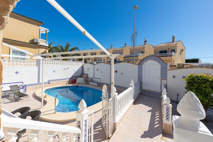 Image No.30-Villa for sale