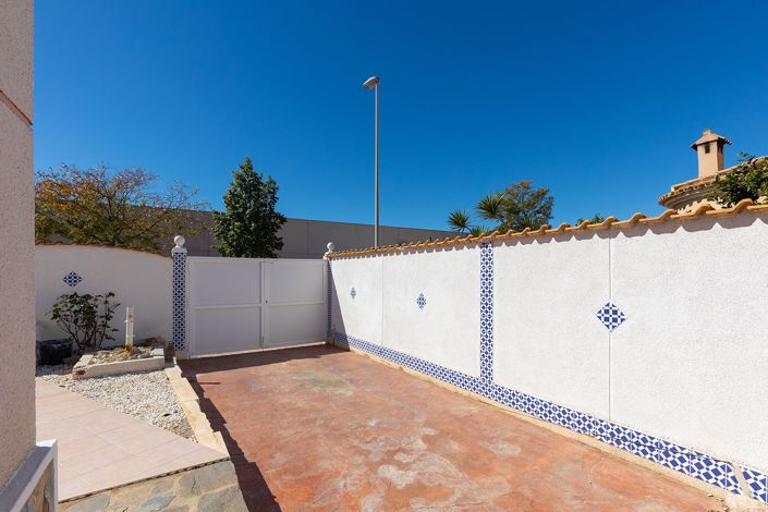 Image No.43-Villa for sale