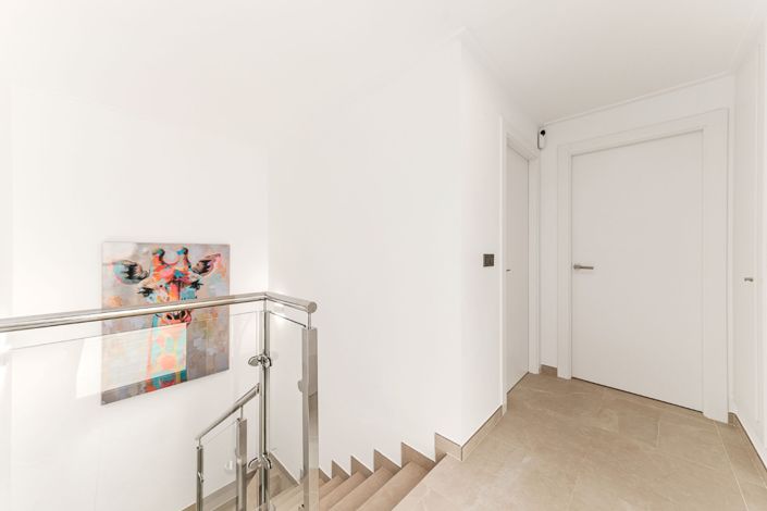 Image No.22-3 Bed Villa for sale