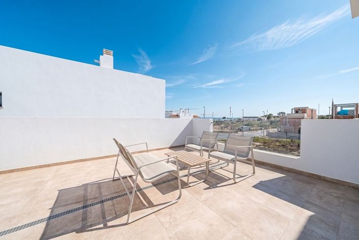 Image No.5-3 Bed Villa for sale