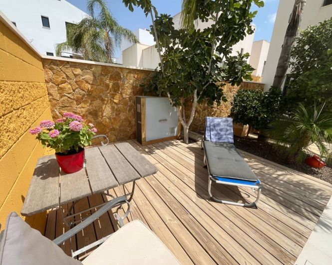 Image No.17-2 Bed Villa for sale