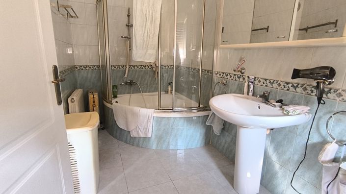Image No.16-3 Bed Villa for sale