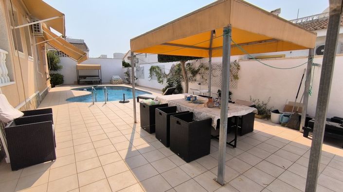 Image No.25-3 Bed Villa for sale