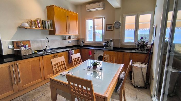 Image No.4-3 Bed Villa for sale