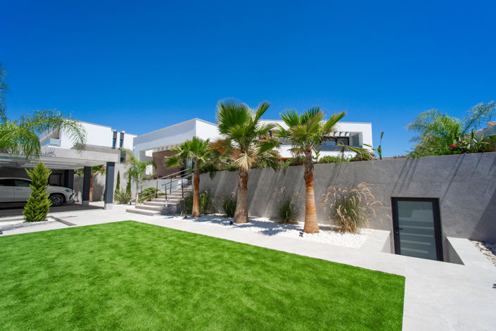 Image No.16-5 Bed Villa for sale
