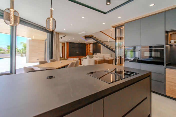 Image No.30-5 Bed Villa for sale