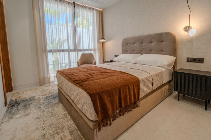 Image No.42-5 Bed Villa for sale