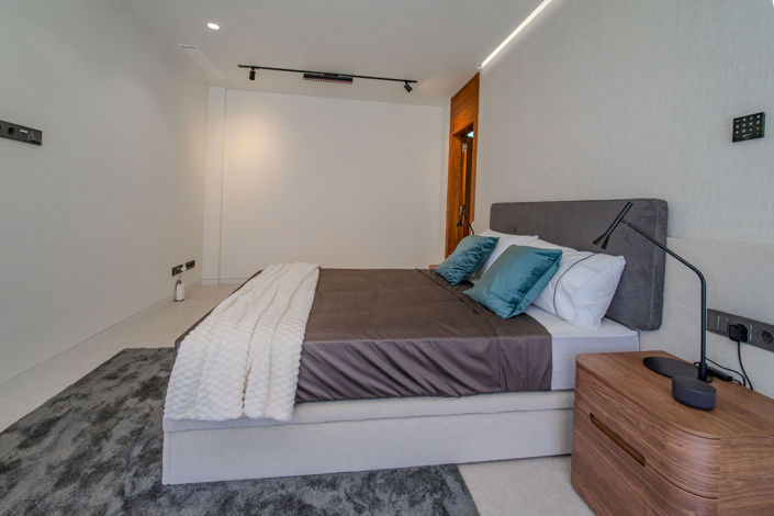 Image No.48-5 Bed Villa for sale