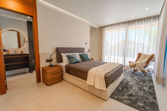 Image No.50-5 Bed Villa for sale