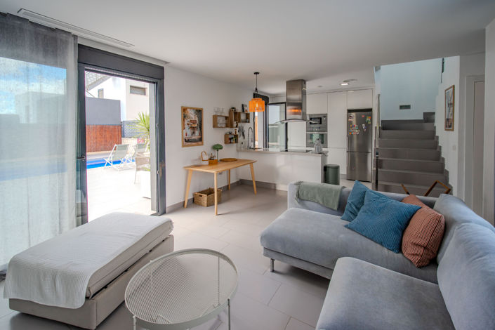 Image No.16-2 Bed House for sale