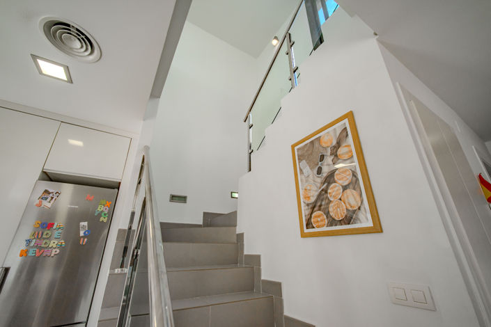 Image No.20-2 Bed House for sale