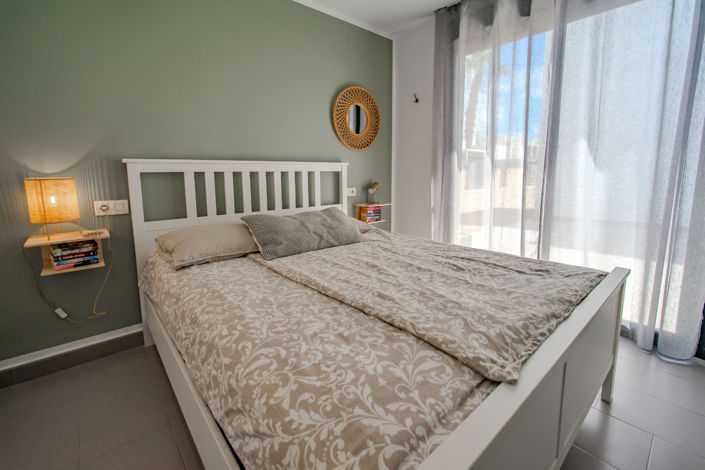 Image No.22-2 Bed House for sale