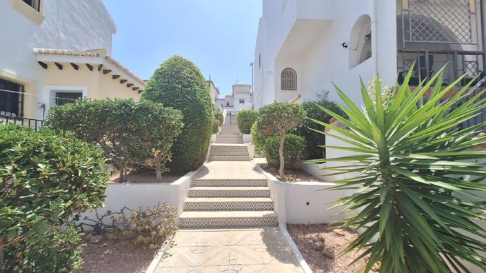 Image No.20-2 Bed Apartment for sale