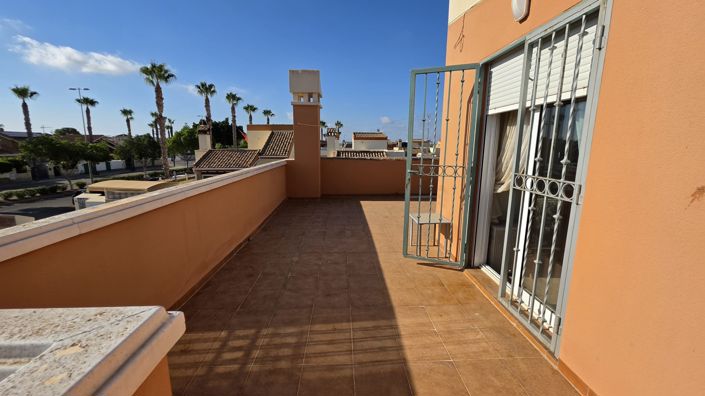 Image No.18-3 Bed Villa for sale
