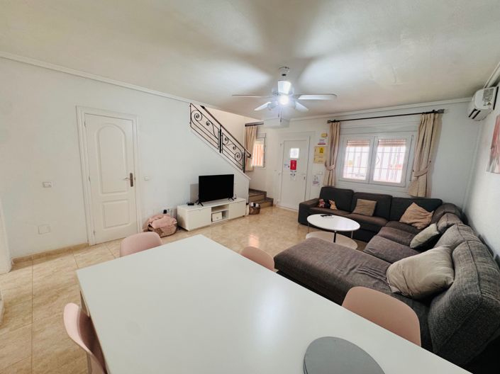 Image No.10-3 Bed Townhouse for sale