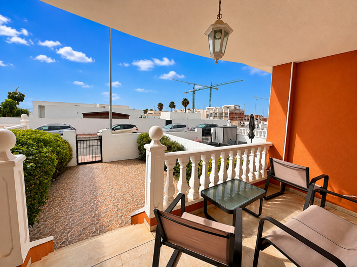 Image No.22-3 Bed Townhouse for sale