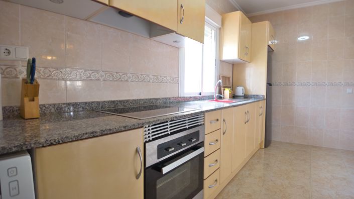 Image No.9-2 Bed Villa for sale